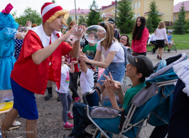 «Погуляй со мной»: жителей Башкирии приглашают присоединиться к акции в поддержку детей с инвалидностью